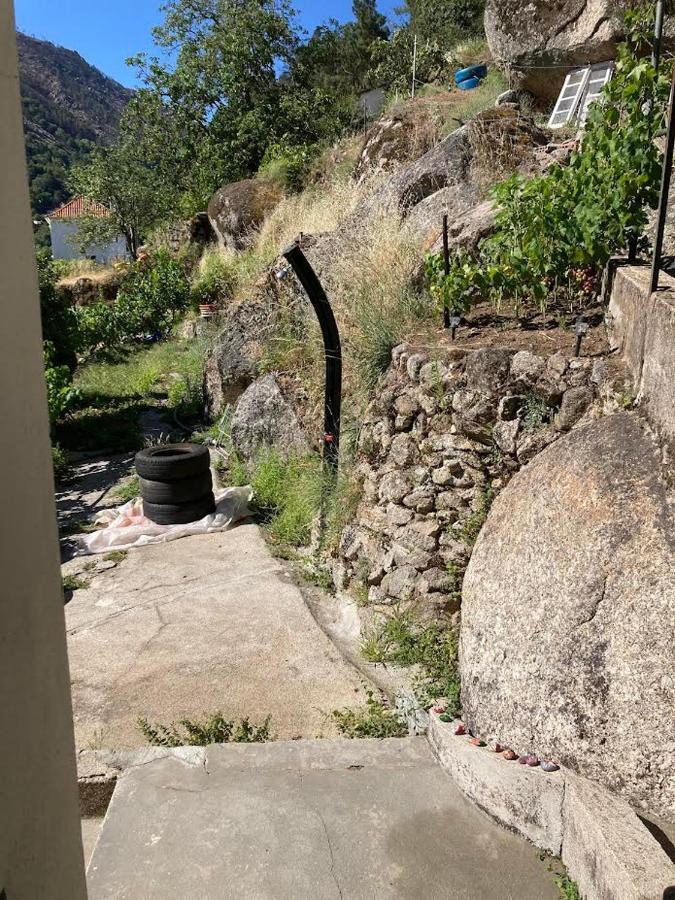 マンテイガスA Casa Da Rapariga De Cabelo Azulアパートメント エクステリア 写真